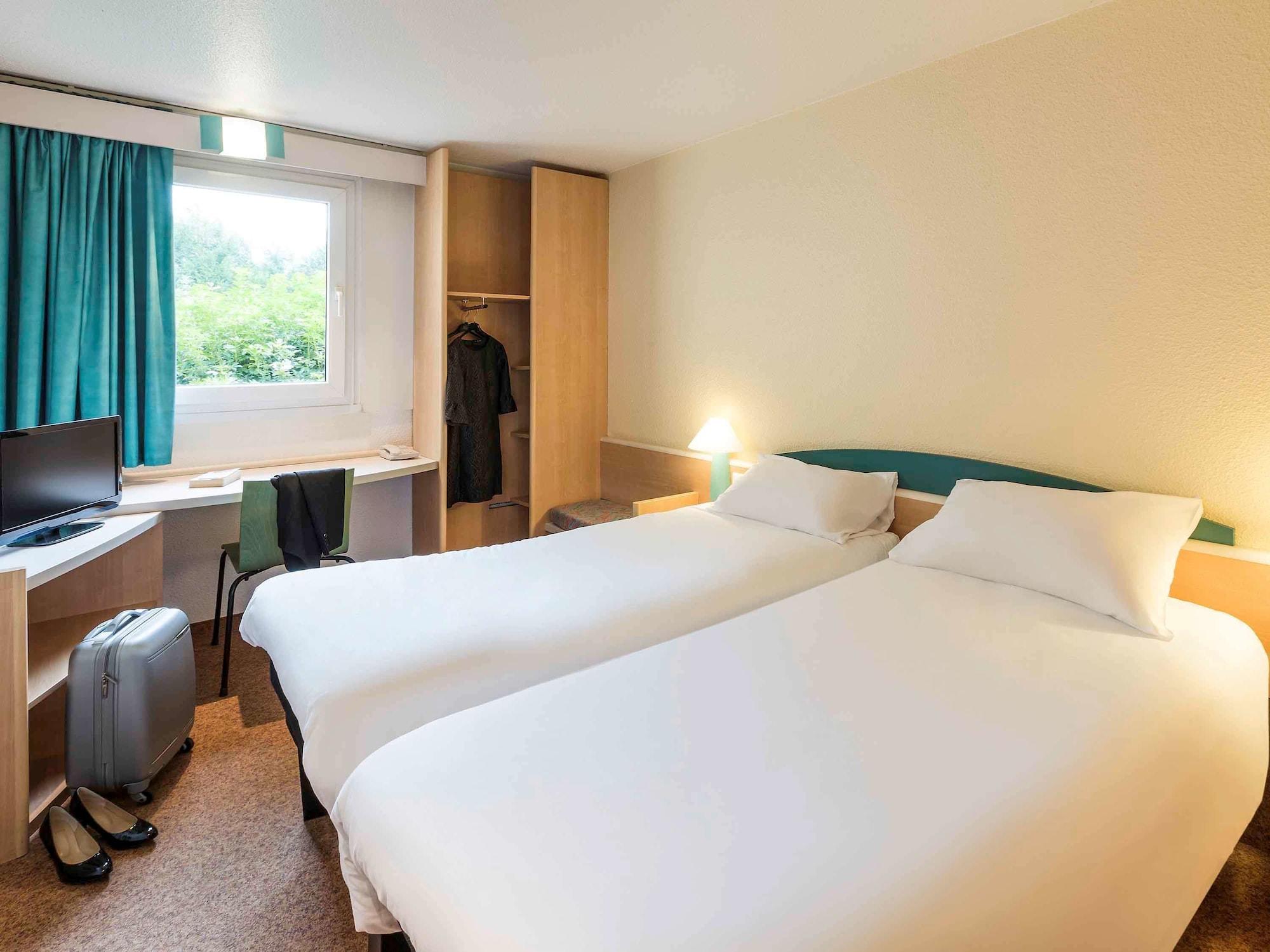 Готель Ibis Rennes Cesson Екстер'єр фото