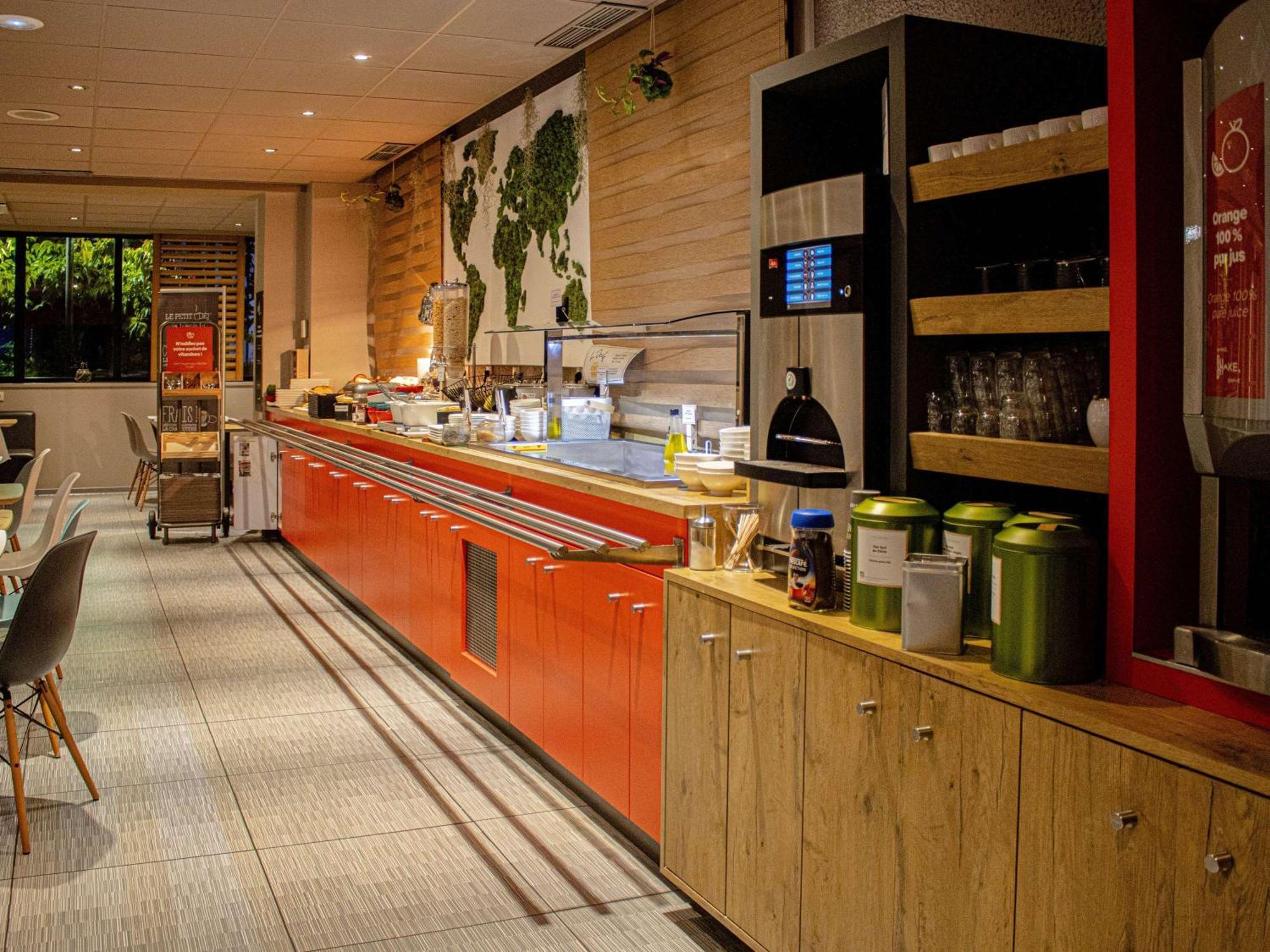 Готель Ibis Rennes Cesson Екстер'єр фото