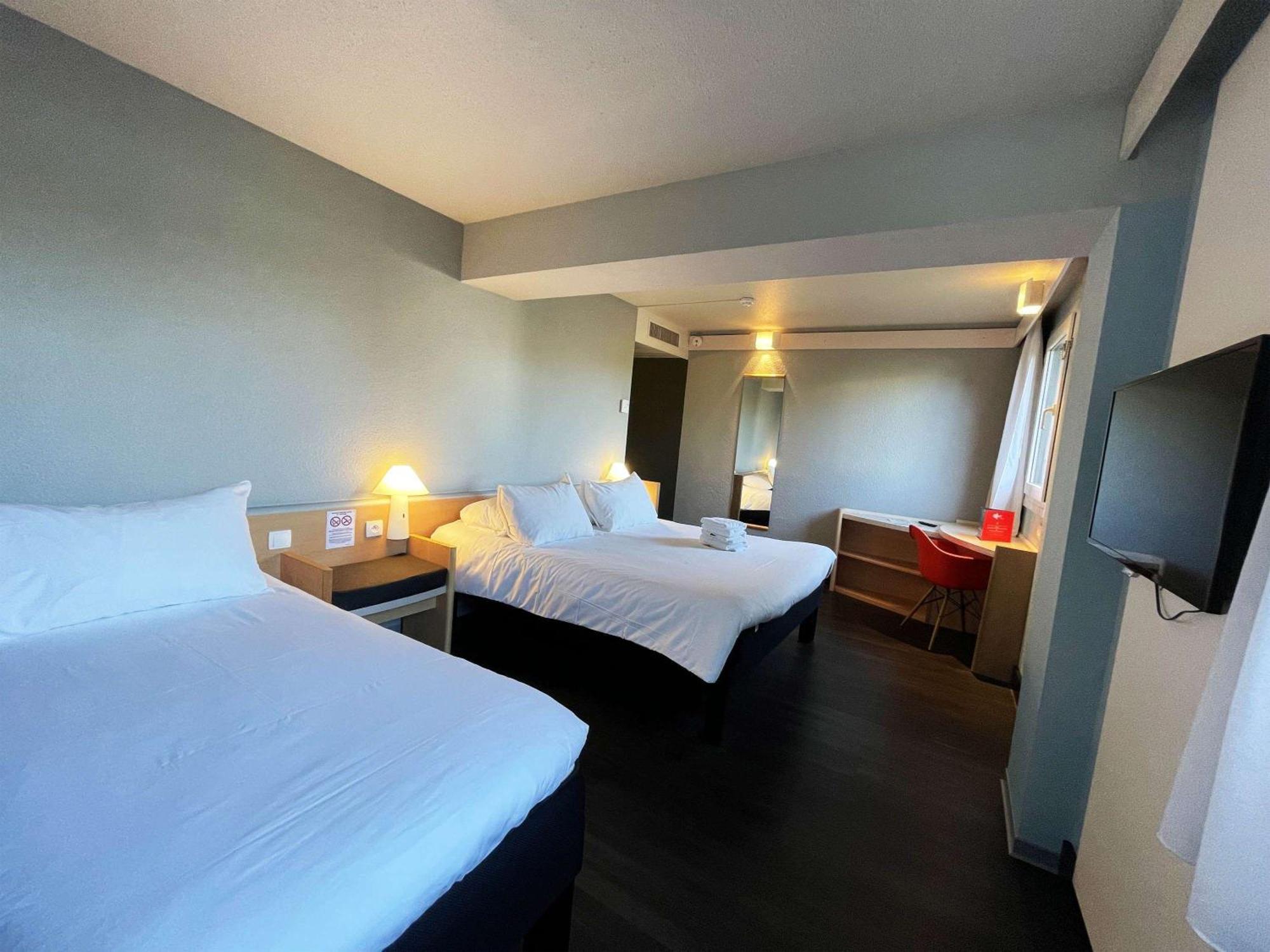 Готель Ibis Rennes Cesson Екстер'єр фото
